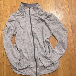 CHAMPION WORKOUT DEFINE  JACKET GRAY WHITE SIZE MEDIUM